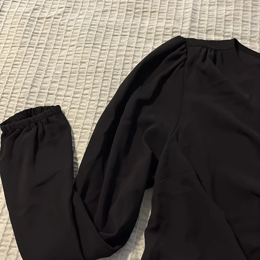 Blouse - Picture 2 of 4